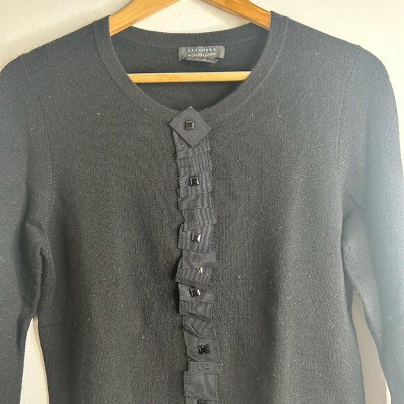 Bloomingdales Cashmere Sweater Womens L Black Embellished Ruffle Beaded Luxury - Picture 2 of 8